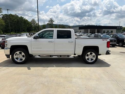 Used 2018 Chevrolet Silverado 1500 LTZ w/ Sport Package AWD/4WD image 16