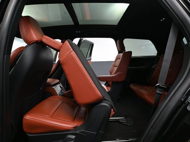 Used 2025 Lincoln Aviator Reserve w/ Jet Appearance Package AWD/4WD image 33