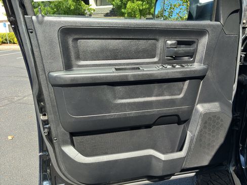 Used 2014 RAM 2500 Tradesman w/ Chrome Appearance Group AWD/4WD image 24