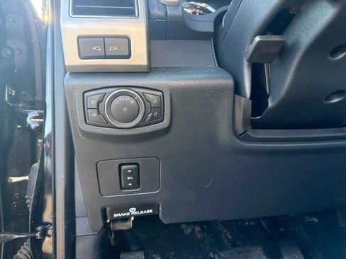 Used 2022 Ford F350 Lariat AWD/4WD image 15