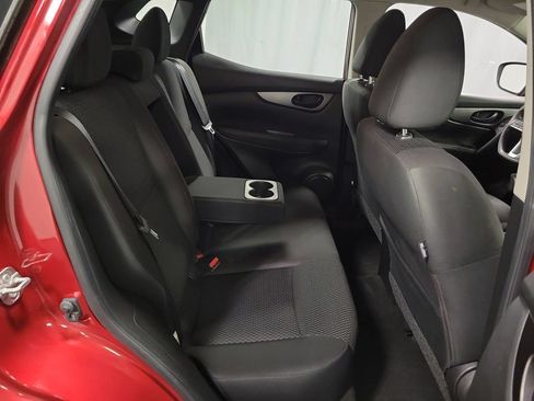 Used 2019 Nissan Rogue Sport S AWD/4WD image 26