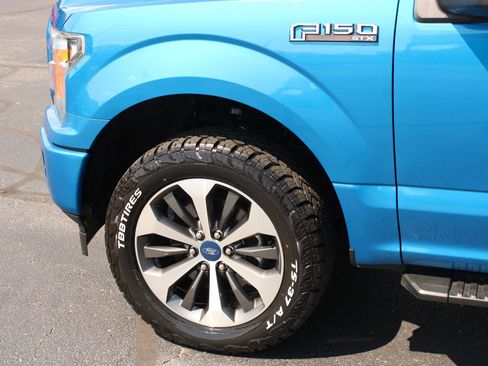 Used 2019 Ford F150 XL w/ Equipment Group 101A Mid AWD/4WD image 10