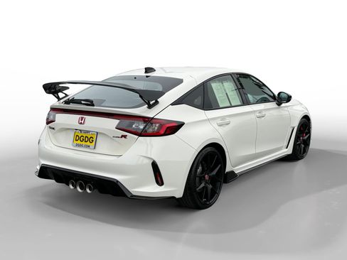 Certified 2026 Honda Civic Type R image 5