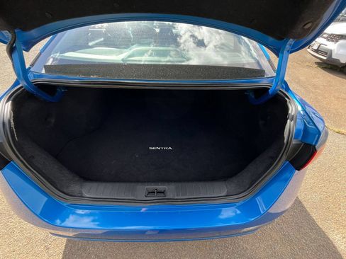 Used 2025 Nissan Sentra SV FWD image 29