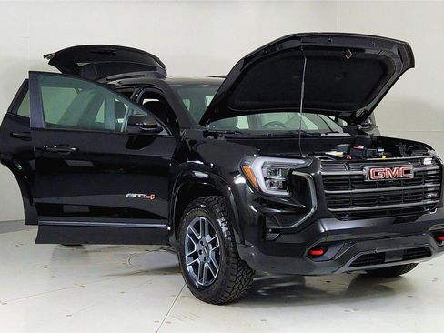 New 2026 GMC Terrain AT4 image 9