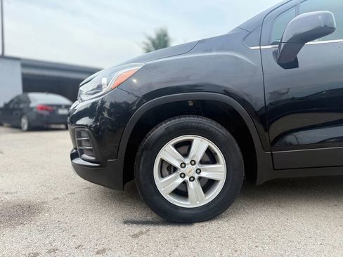 Used 2019 Chevrolet Trax LT w/ LT Convenience Package image 33