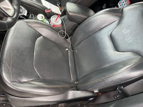 Used 2018 Jeep Compass Limited image 9