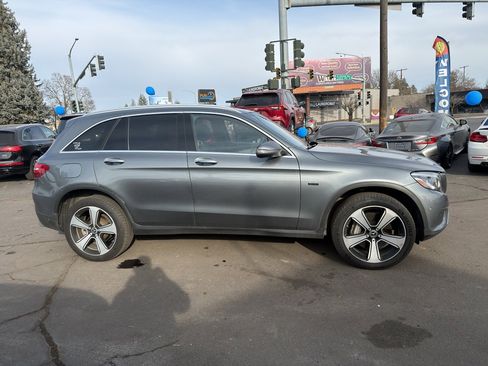 Used 2019 Mercedes-Benz GLC 350e 350e image 7