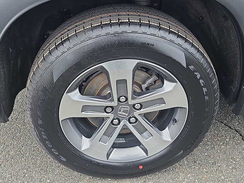 Certified 2024 Honda Pilot EX-L image 9
