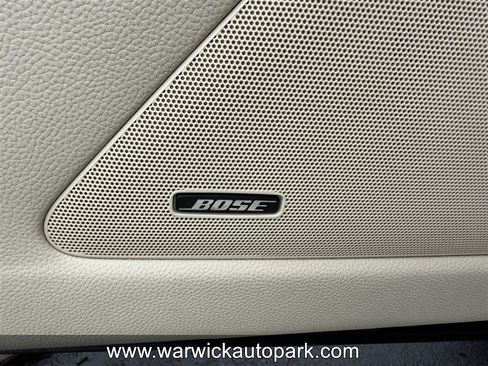 Used 2012 INFINITI G37 Convertible w/ Premium Pkg RWD image 10
