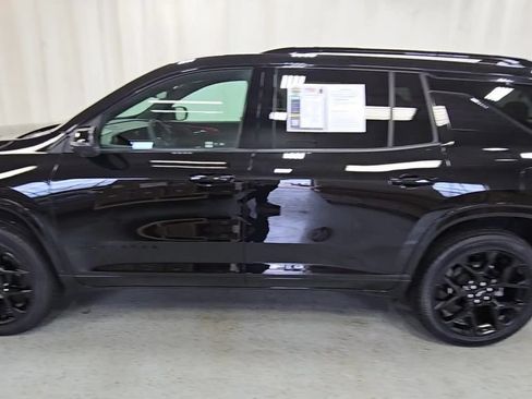 Used 2024 Chevrolet Traverse RS AWD/4WD image 7
