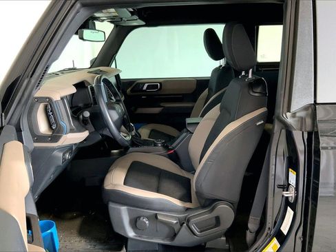 Used 2022 Ford Bronco Wildtrak image 15