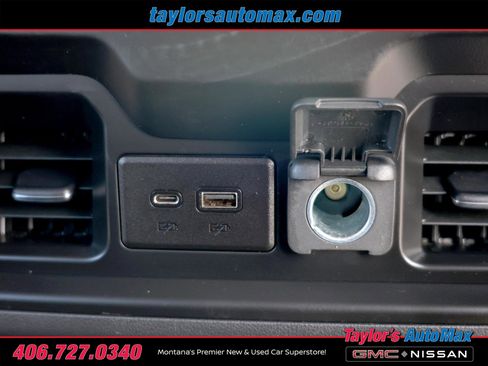 Used 2019 Chevrolet Silverado 1500 LT Trail Boss AWD/4WD image 28
