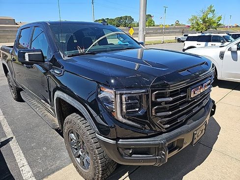 Used 2026 GMC Sierra 1500 AT4X image 3