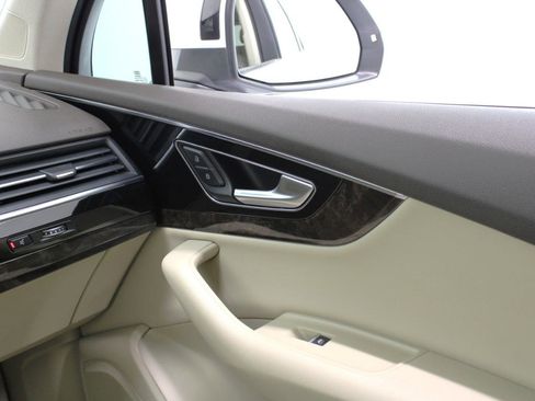 Used 2019 Audi Q7 3.0T Prestige w/ Prestige Package image 61