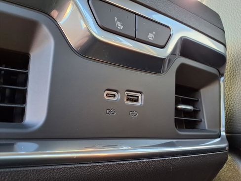 New 2026 GMC Sierra 1500 Denali w/ Denali Reserve Package image 24