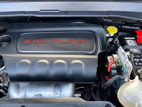 Used 2022 Jeep Compass Latitude image 11