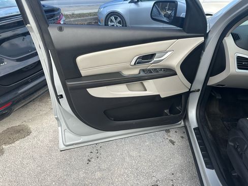 Used 2011 GMC Terrain SLE image 13