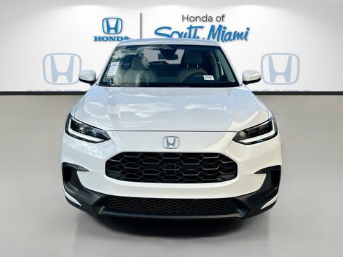 New 2026 Honda HR-V LX image 2