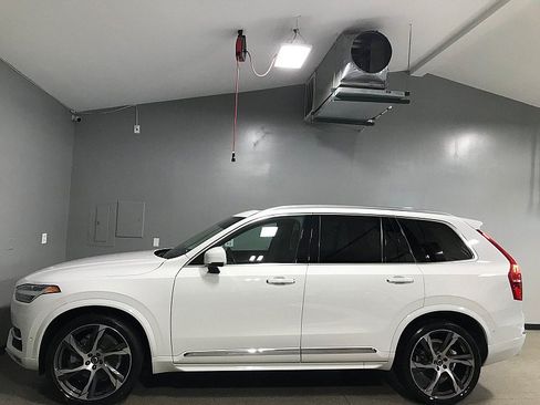 Used 2016 Volvo XC90 T6 Inscription w/ Vision Package AWD/4WD image 6