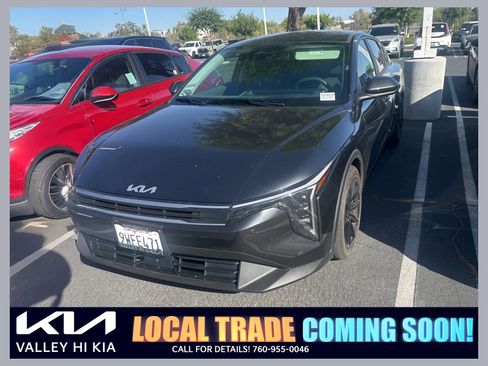 Certified 2025 Kia K4 FWD image 1