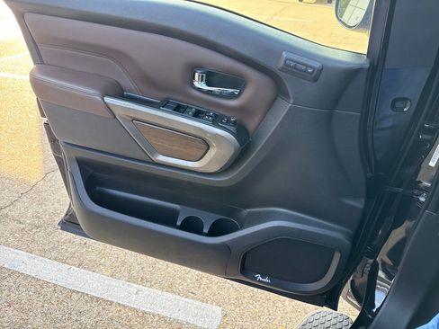 Certified 2021 Nissan Titan Platinum Reserve w/ Moonroof Package image 25