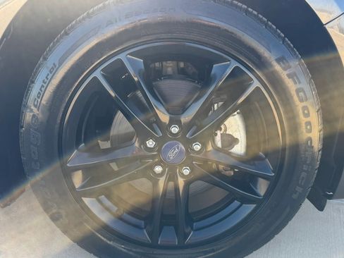 Used 2018 Ford Fusion SE image 19