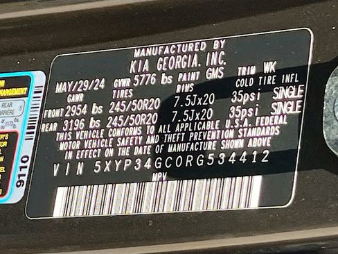 Used 2024 Kia Telluride EX w/ EX Captain's Chair Package FWD image 35