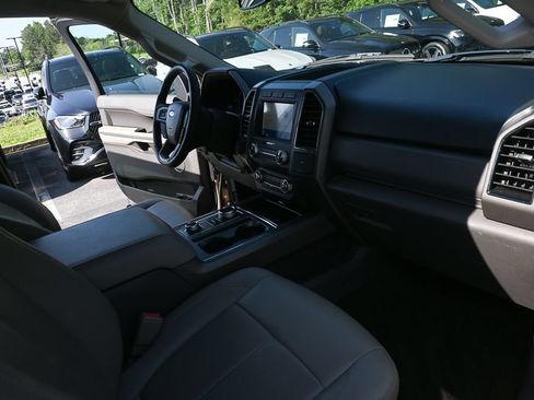 Used 2020 Ford Expedition XLT AWD/4WD image 29