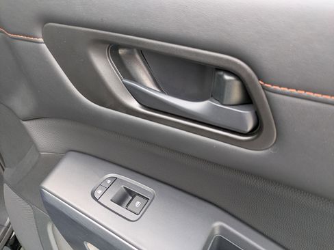 Certified 2025 Nissan Pathfinder Rock Creek AWD/4WD image 38