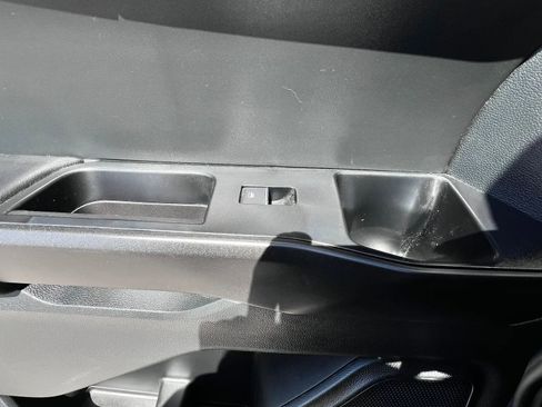 Used 2023 Ford Explorer 4WD image 19