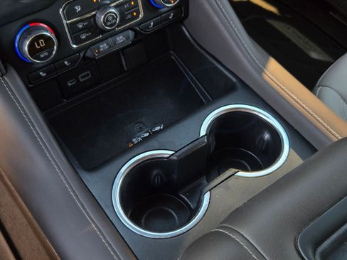 Certified 2022 Chevrolet Tahoe Z71 w/ Z71 Off-Road Package image 21