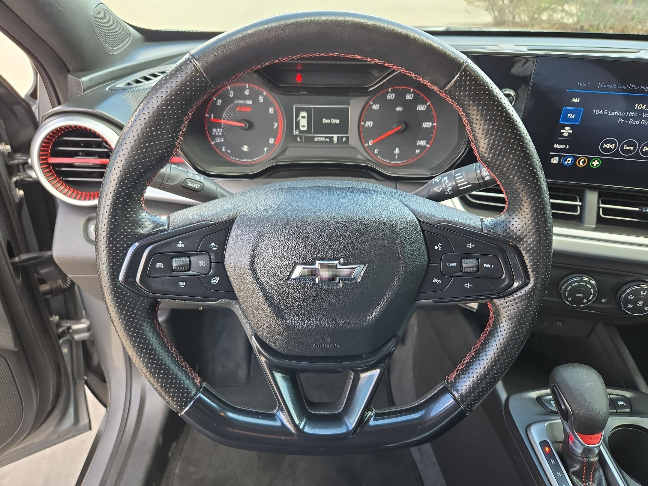 Used 2024 Chevrolet Trax RS FWD image 20
