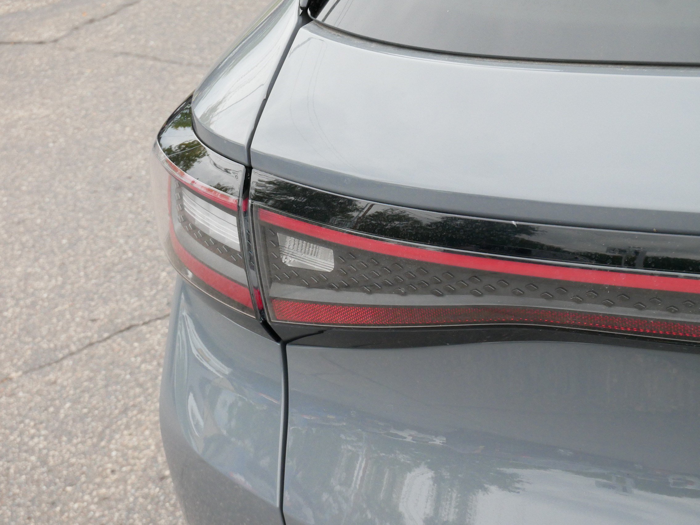 Used 2023 Volkswagen ID.4 Pro RWD image 17