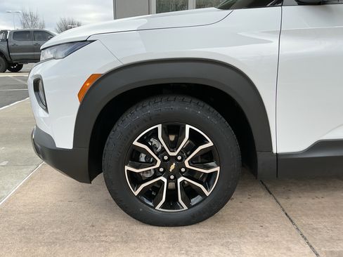 Used 2022 Chevrolet TrailBlazer ACTIV image 25