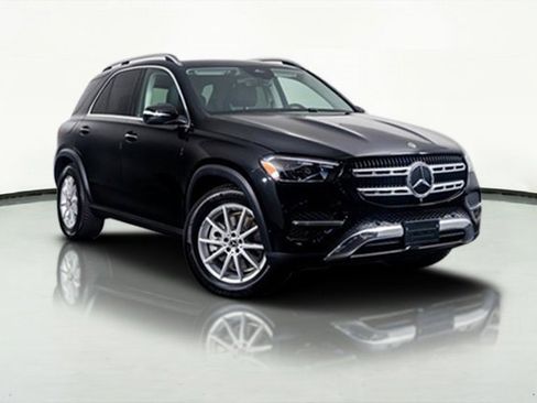 Used 2024 Mercedes-Benz GLE 450 4MATIC w/ Winter Package image 3