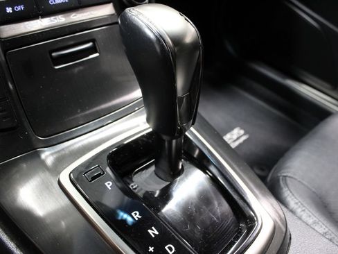 Used 2016 Hyundai Genesis Coupe 3.8 RWD image 31