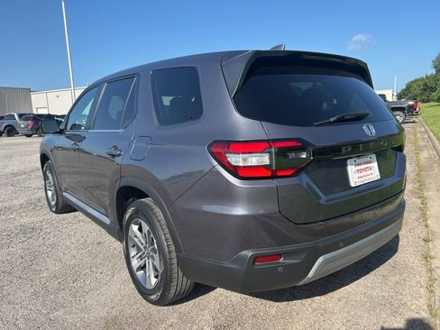 Used 2024 Honda Pilot EX-L image 8