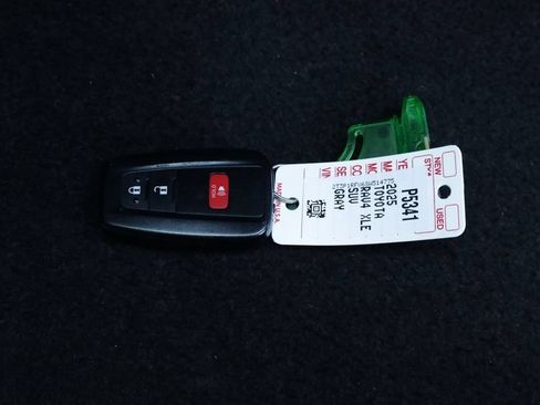 Certified 2025 Toyota RAV4 XLE AWD/4WD image 41