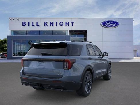 New 2026 Ford Explorer ST-Line w/ ST-Line Street Pack image 8