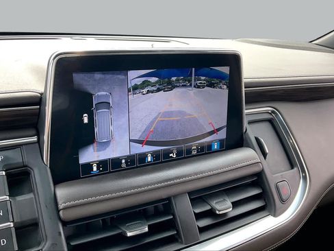 Used 2021 Chevrolet Tahoe LT w/ LT Signature Package RWD image 27