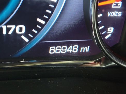 Used 2018 GMC Acadia Denali w/ Technology Package image 17