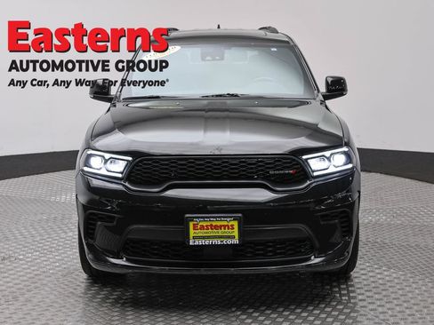 Used 2024 Dodge Durango GT RWD image 2