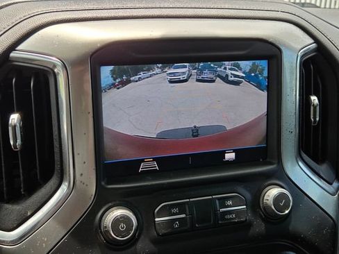 Used 2022 Chevrolet Silverado 1500 LT Trail Boss w/ Bed Protection Package AWD/4WD image 27