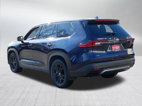 Certified 2026 Toyota Grand Highlander Platinum image 5