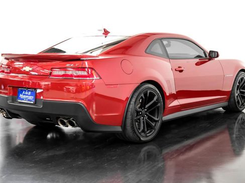 Used 2014 Chevrolet Camaro ZL1 RWD image 7