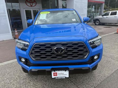 Certified 2021 Toyota Tacoma TRD Off-Road w/ Technology Package AWD/4WD image 11