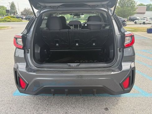 Used 2024 Subaru Crosstrek 2.0i Premium AWD/4WD image 7