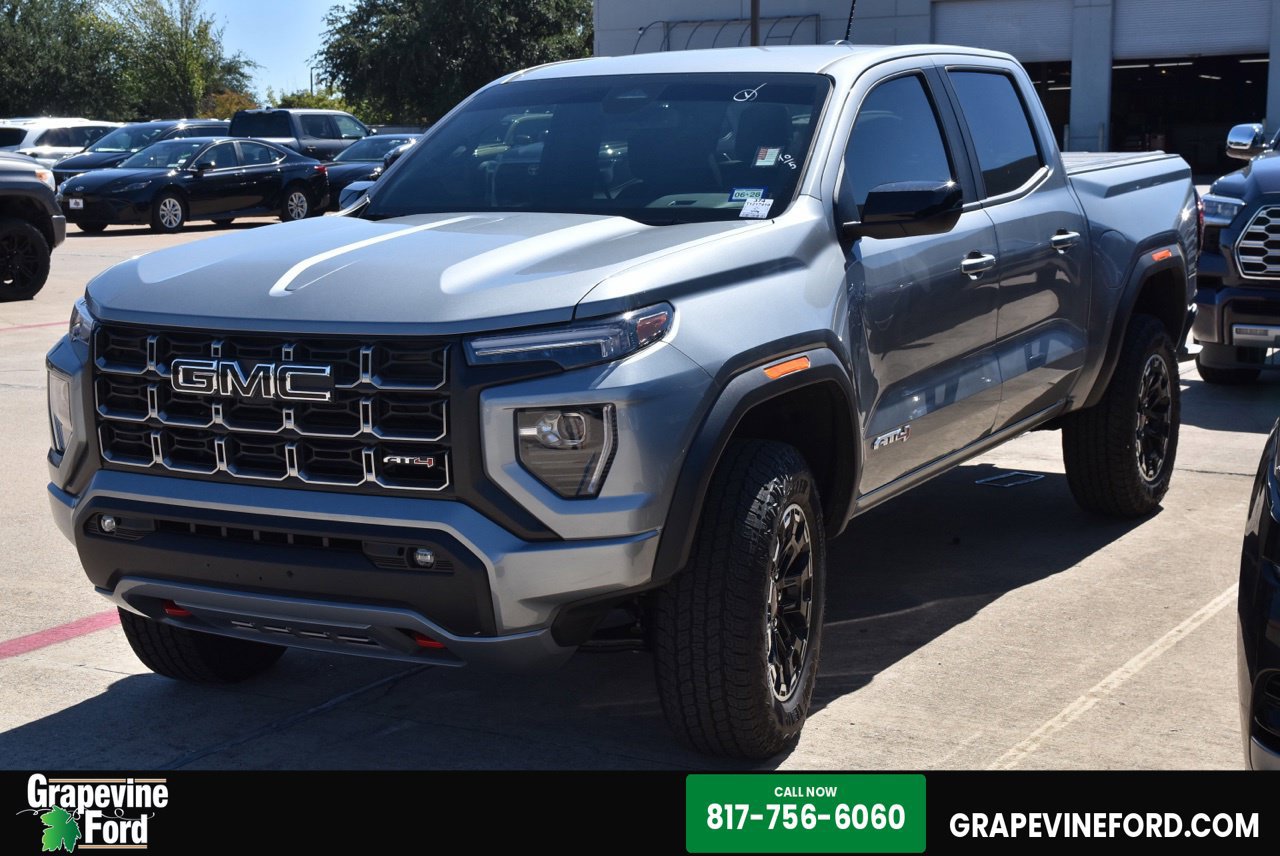 Used 2026 GMC Canyon AT4 AWD/4WD image 1
