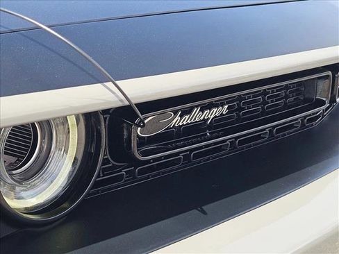 Used 2017 Dodge Challenger T/A image 28